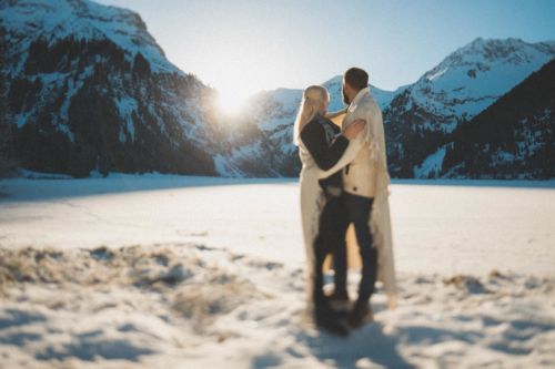 Winterliches Paarshooting am Vilsalpsee | Johanna und Dominik